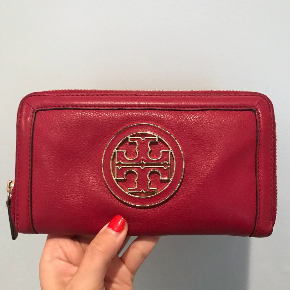 Used once! Tory Burch Wallet